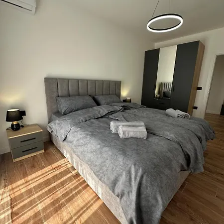 & Sea Apartment *